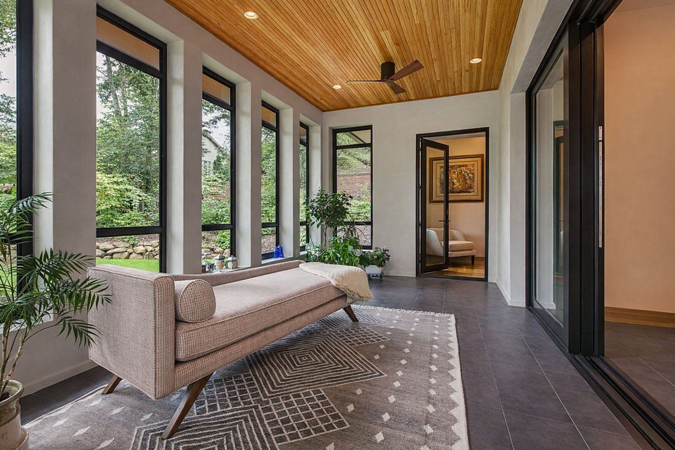 Sunroom additions in Glendale, CA